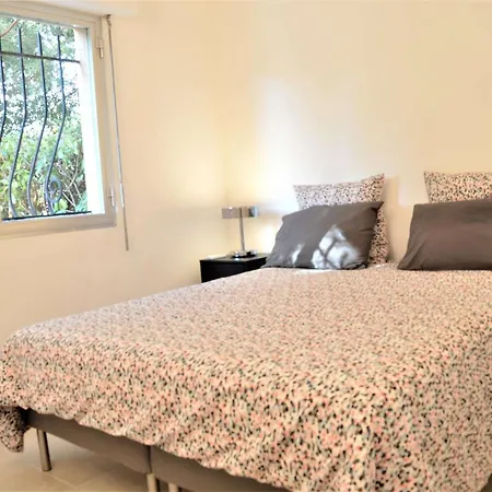 Apartment 2p Climatise Avec Jardin Et Parking Pres De La - Fr-1-226b-223 Cavalaire-sur-Mer