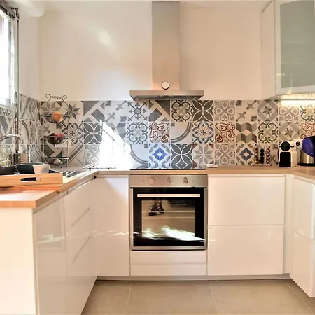 2p Climatise Avec Jardin Et Parking Pres De La - Fr-1-226b-223 Apartment