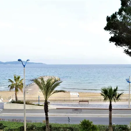 2p Climatise Avec Jardin Et Parking Pres De La - Fr-1-226b-223 *